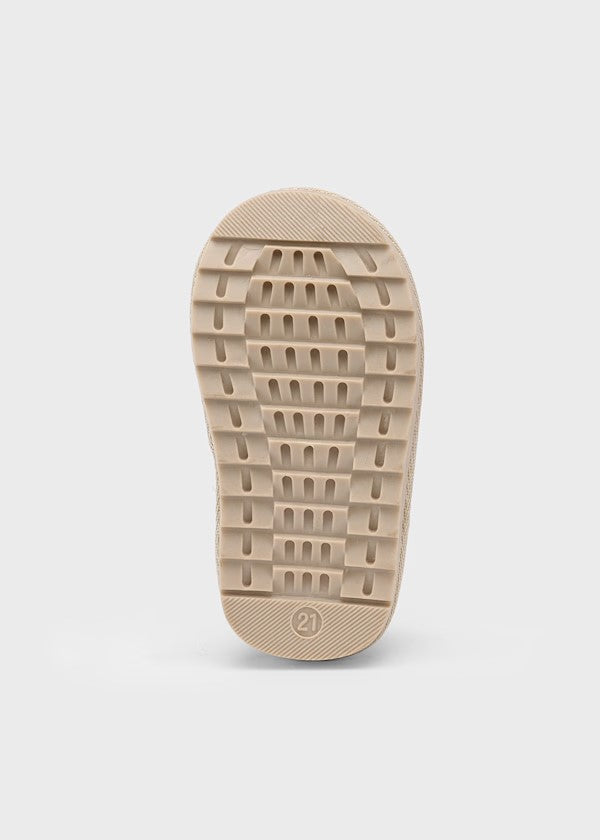 a. Botín forro bebé Ref. 42575-073 Oro