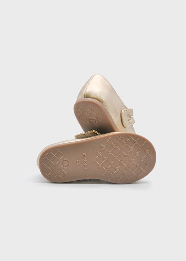 a. Mercedita hebilla bebé Ref. 15-42561-036