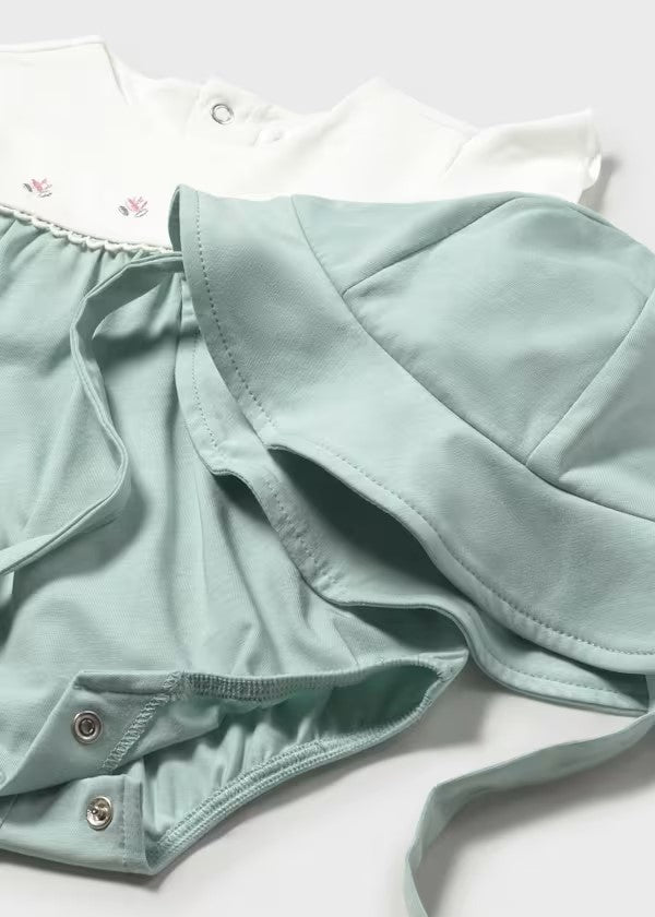 Pelele florecitas con gorro recién nacida Ref. 1602-062