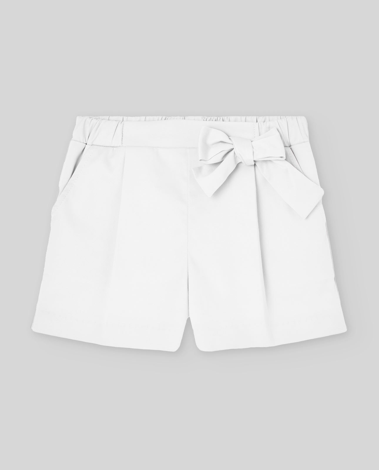 PAZ RODRIGUEZ Blusón ANADE 032-153662 Azul Cielo / Pantalon corto inrfantil niña FRUTITAS 007-158587 Blanco