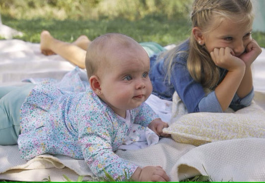 Chándal con camiseta flores recién nacida Ref. 1854-094