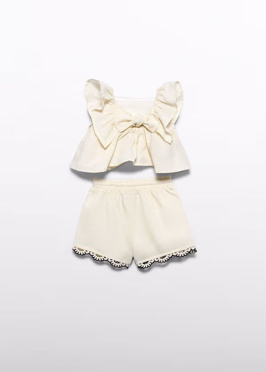 ABEL Y LULA Conjunto bermuda apliques crochet niña Ref. 5271-004