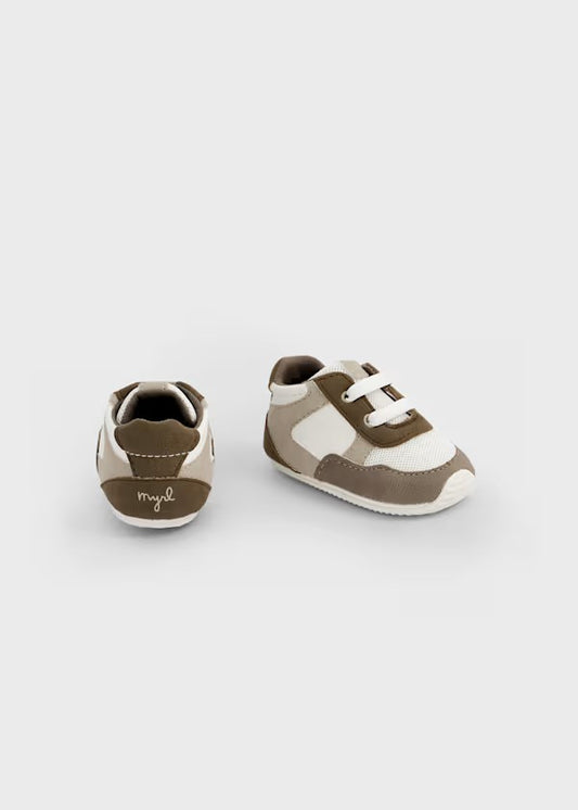 Zapatilla deportiva recién nacido Ref. 9153-013