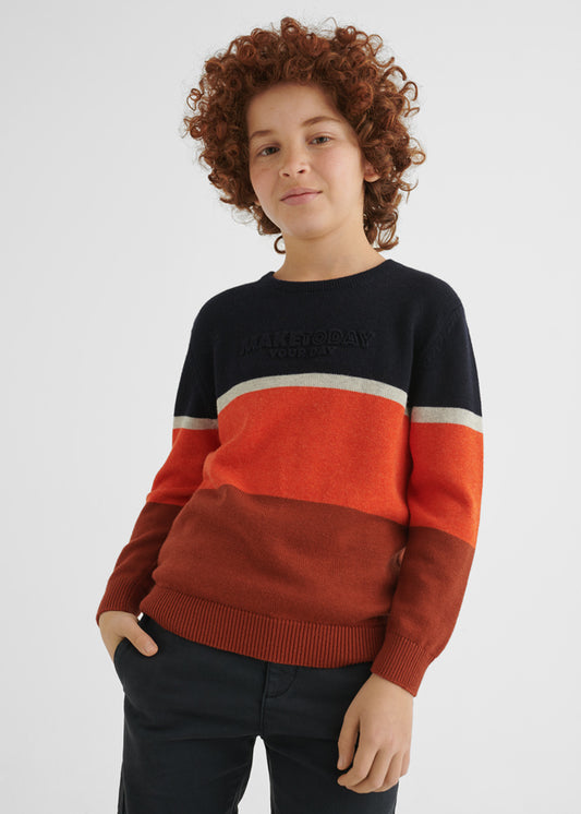 Suéter con bloques de color para chico